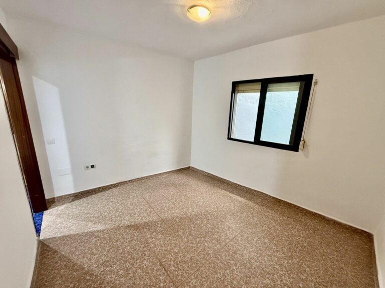 d2c0f22467deb972232958a0c0f14f0a - 3