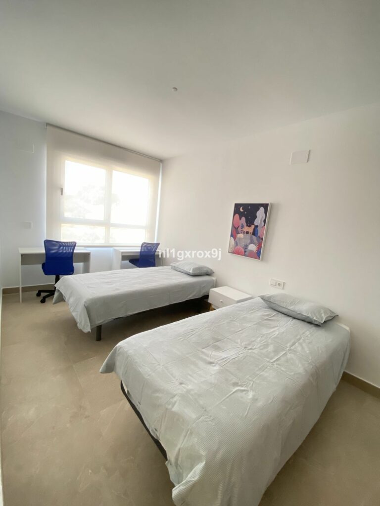 d3cf19ef0e758a5382acac5c95263cdb - 15