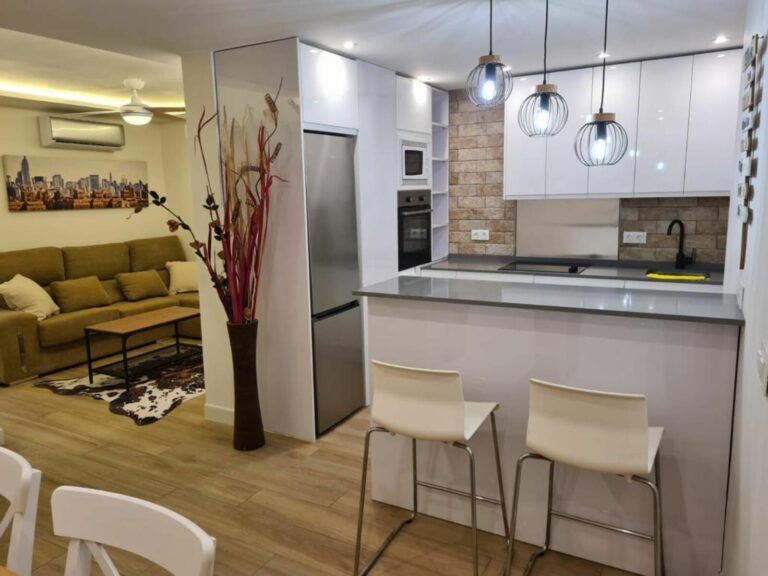 d404821f987948896433af50e3827253 - 13