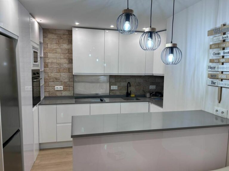 d404821f987948896433af50e3827253 - 15