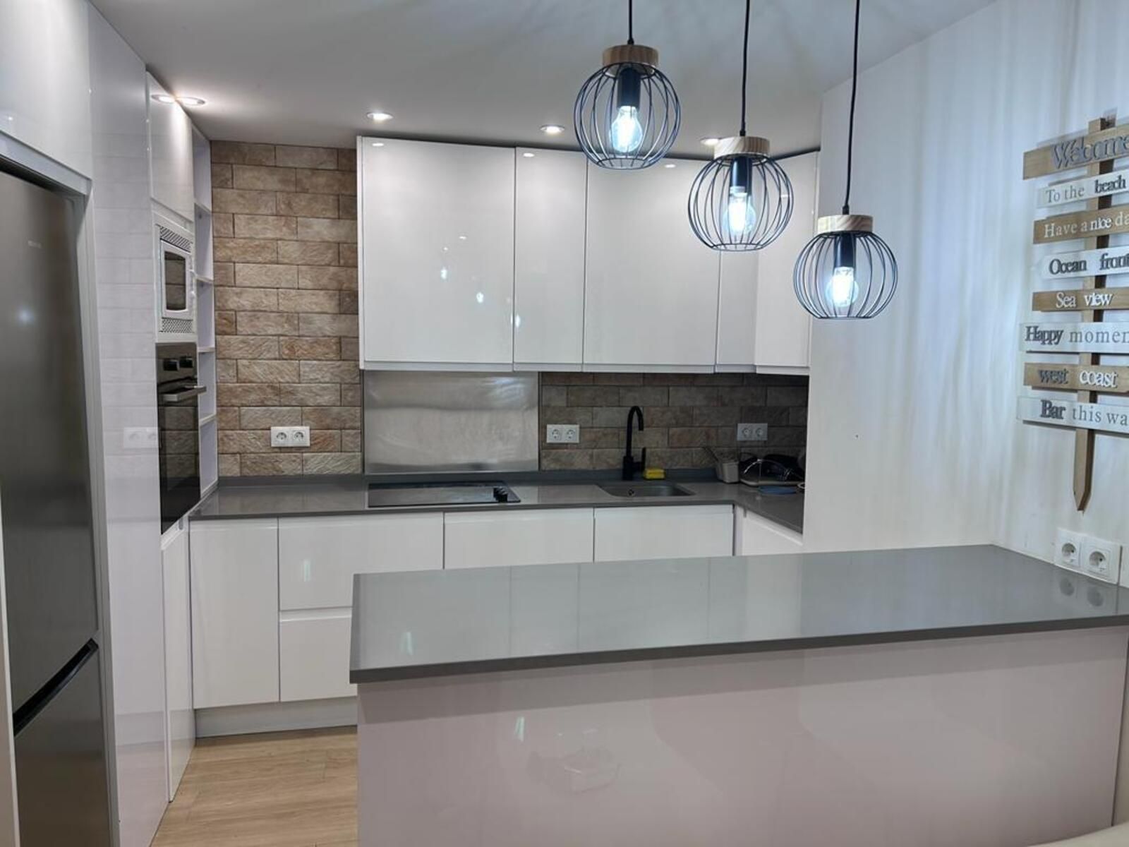 d404821f987948896433af50e3827253 - 15