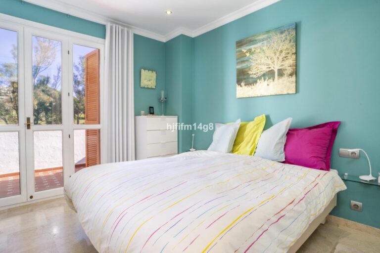 d420b9f360a99d23159623a1b0f6846c - 12