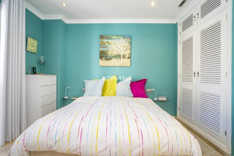 d420b9f360a99d23159623a1b0f6846c - 14