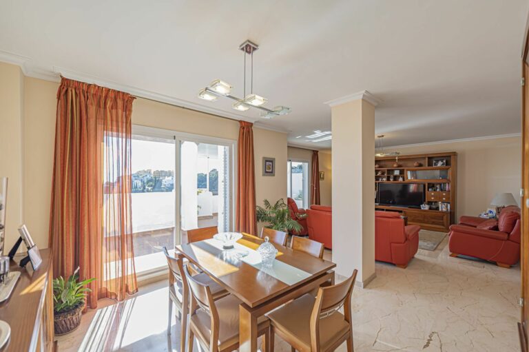 d4bfacd911975a70c0fa7f9e7b1bd8d1 - 11