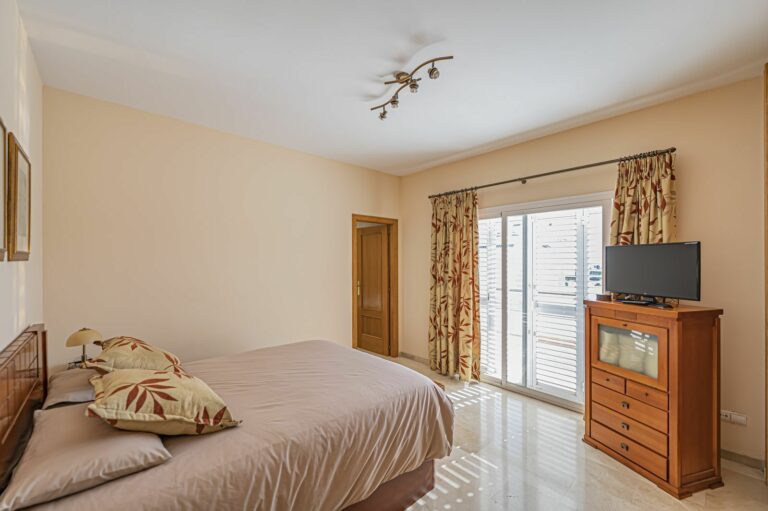 d4bfacd911975a70c0fa7f9e7b1bd8d1 - 8