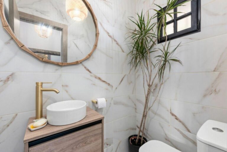 d6219d37c6c98e87f63e1bf8e9b8155c - 16