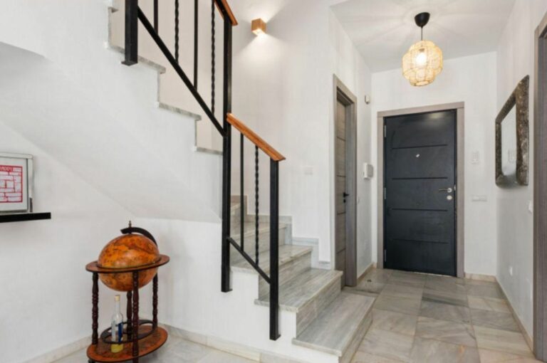 d6219d37c6c98e87f63e1bf8e9b8155c - 6