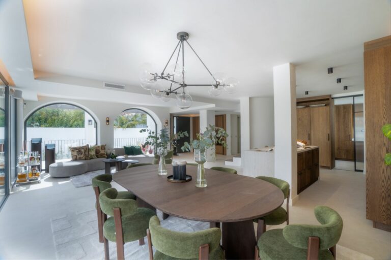 d91b711dd11448ddbd5b378cf7f2cd16 - 8