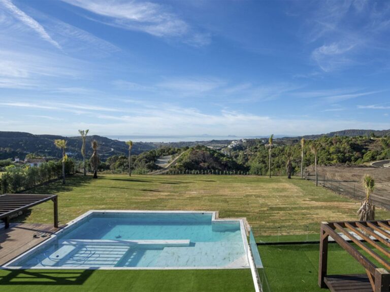 d9413957b601a7c149ce1776c325b523 - 16