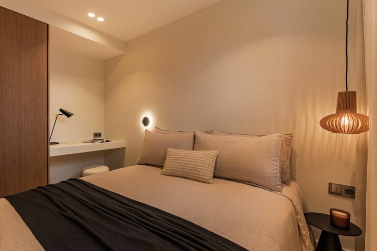 d9be799dd5c15fda62b9ccdd4c9d50f1 - 10