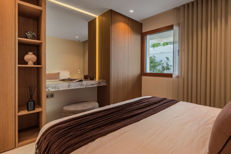 d9be799dd5c15fda62b9ccdd4c9d50f1 - 6