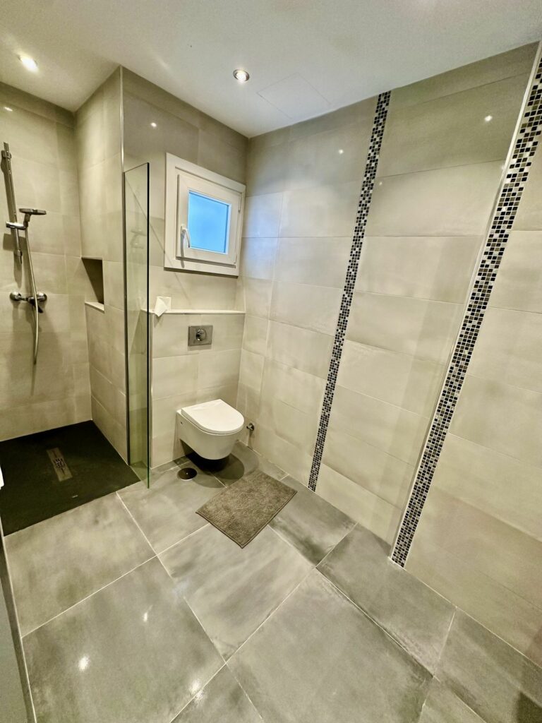 da34181918bedc8a3334088453512d31 - 15