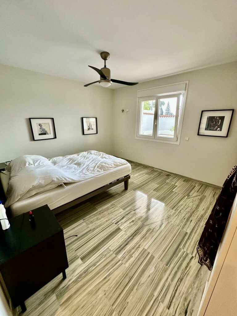 da34181918bedc8a3334088453512d31 - 16