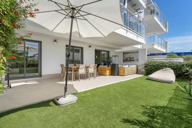 dc0eb815b2f9ee1d708171823185c6f6 - 2