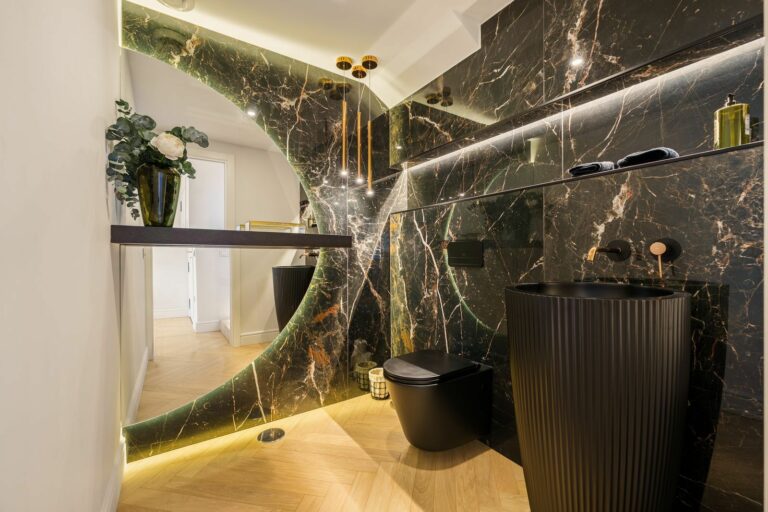 dc0f80ce6c31ba99fc028f3641cc0868 - 4