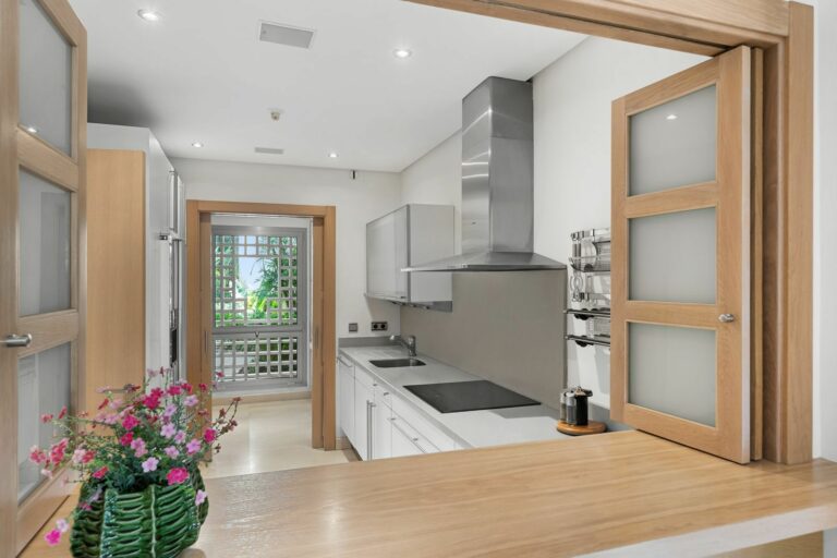 dc830840a0c89d8eca481f2143e73671 - 7