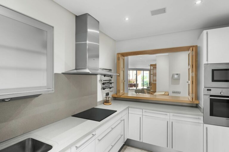 dc830840a0c89d8eca481f2143e73671 - 8