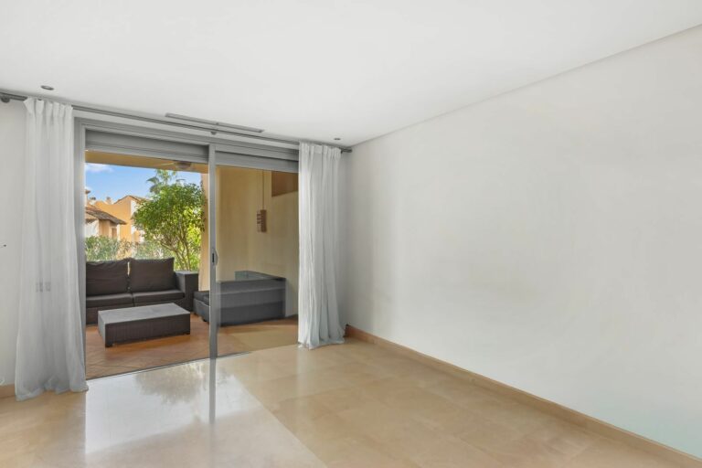 dc830840a0c89d8eca481f2143e73671 - 9