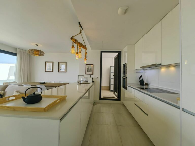 ded123c73ade7bd36586d1a547fe2c08 - 2