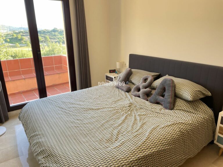 deec707f1a381ffdaee26ffb59f8d3f0 - 10