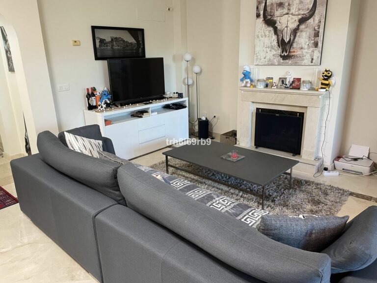 deec707f1a381ffdaee26ffb59f8d3f0 - 2