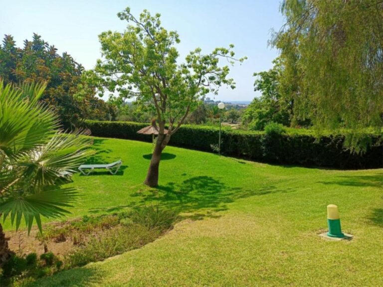 df40df79d4ee6c559d3ccb1bc7477a90 - 14