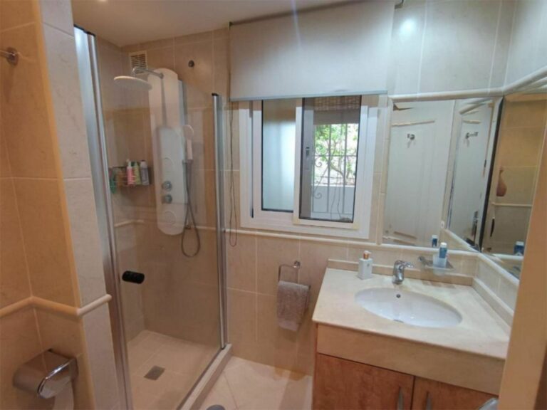 df40df79d4ee6c559d3ccb1bc7477a90 - 8