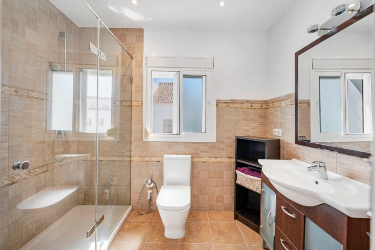 df697556b26715910954f32f151f25d0 - 13