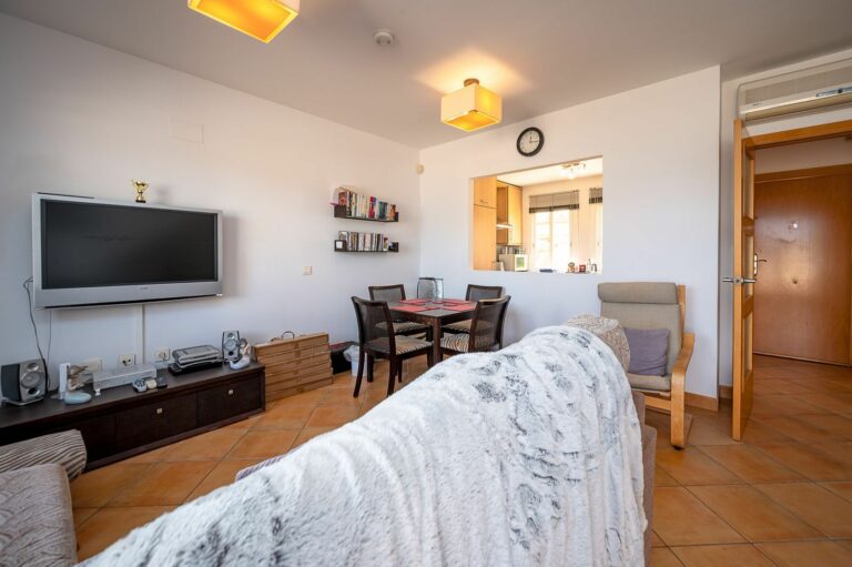 e01057636aa21c601671981c4c1bcf00 - 9