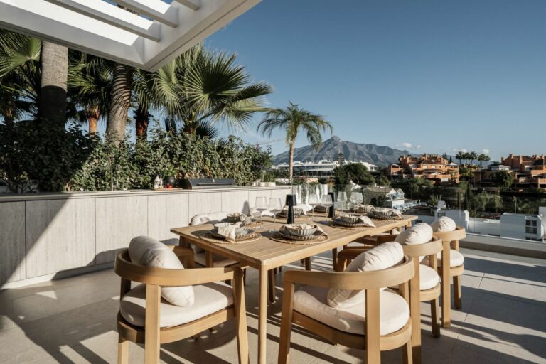 e02788951355b63a5c7b220a4028ad13 - 14