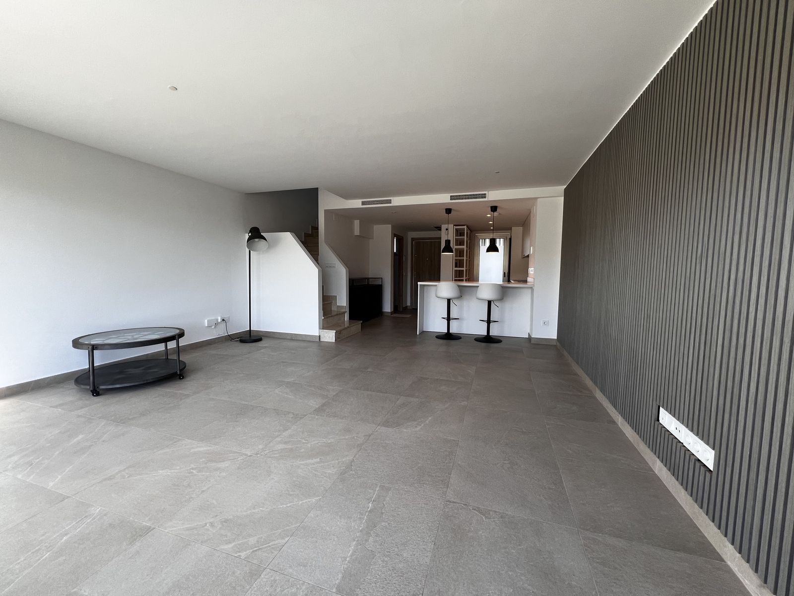 e085c1b42259c558d3b374c5896ee564 - 9