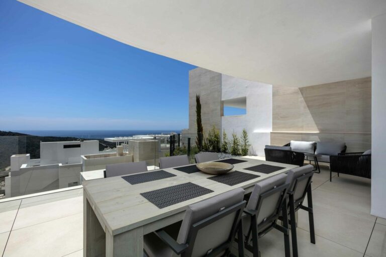 e1e078c9423291aea7a2314e70d9841c - 1