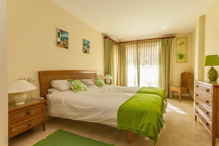 e2789768a3513df969f088f26cd2e89c - 4