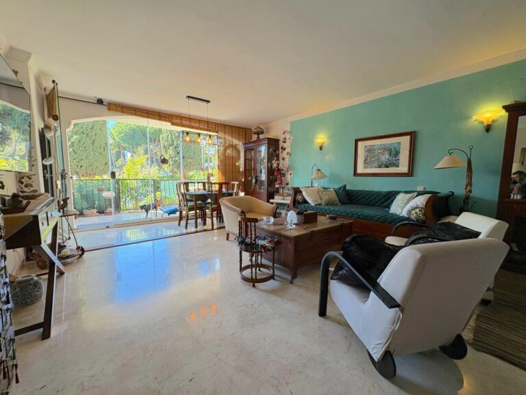 e2a29b2e43b4b4bd118dfbef7a9040fe - 9