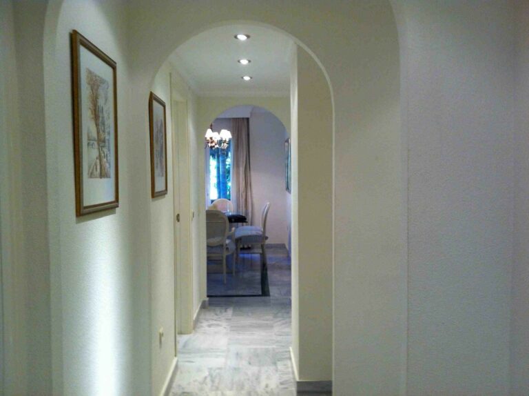 e2ad1a509897f94b5b2bce47ff10e732 - 8