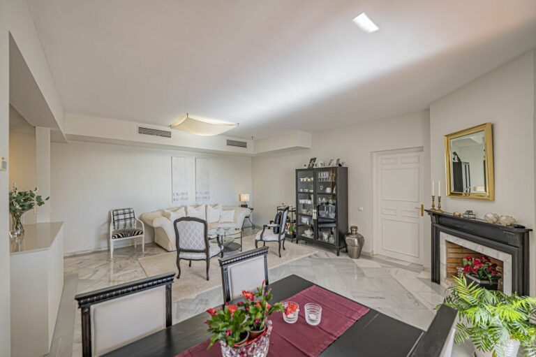 e4437668c620b703a7af5c6b45440643 - 16