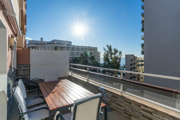 e4ae23fe7ac6b3792422d4185c366e1b - 11