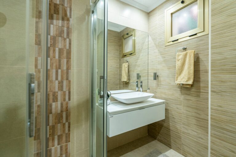 e4ae23fe7ac6b3792422d4185c366e1b - 16