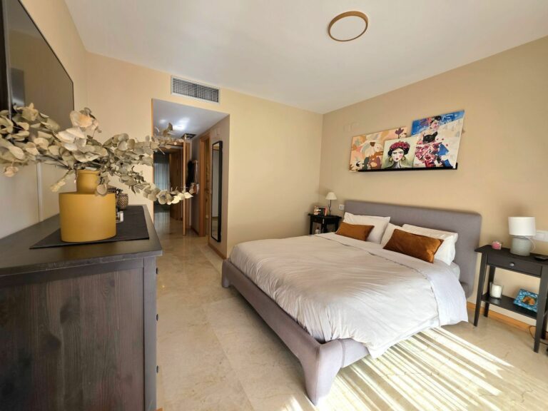 e7fd93be7be216cd9a080d6cbc593ae7 - 14