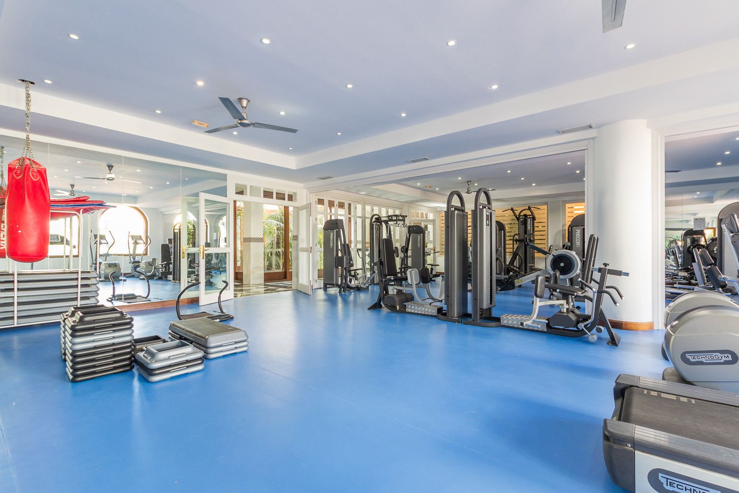 e918332c34b426d02e9c18df259fdff2 - 9