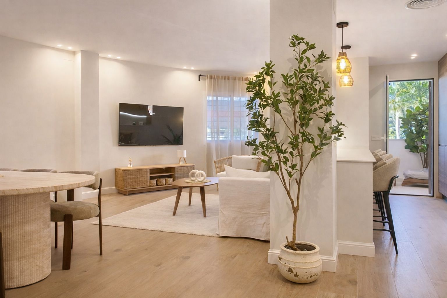 e9303d31b0478bf7fcfef7288601a5ff - 4