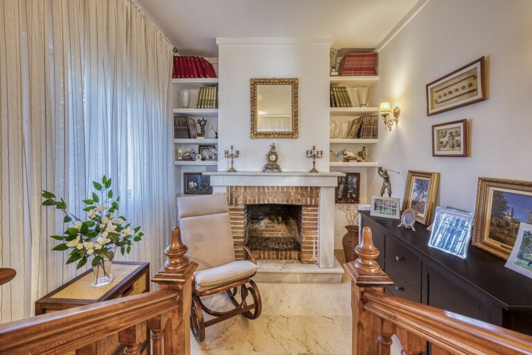 e9a92ed713a603674d074e5bd91fb245 - 5