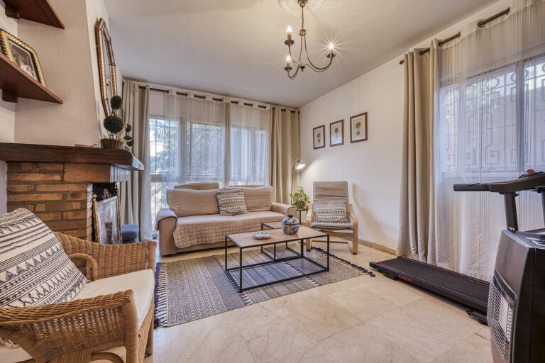 e9a92ed713a603674d074e5bd91fb245 - 9