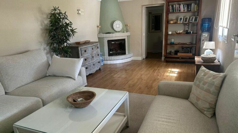 ea4776b4ea1a493c2552332aaa72fa51 - 13