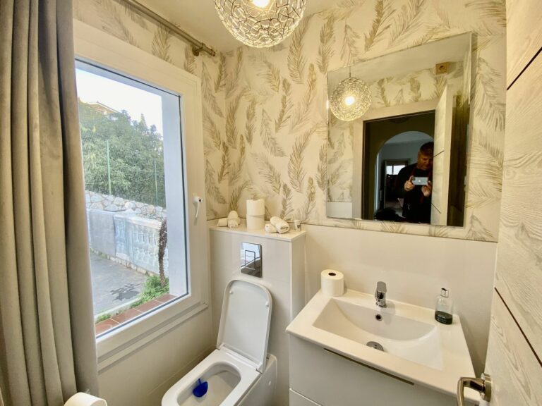 eae2d064a5443deb7b2f780db8fe207e - 2