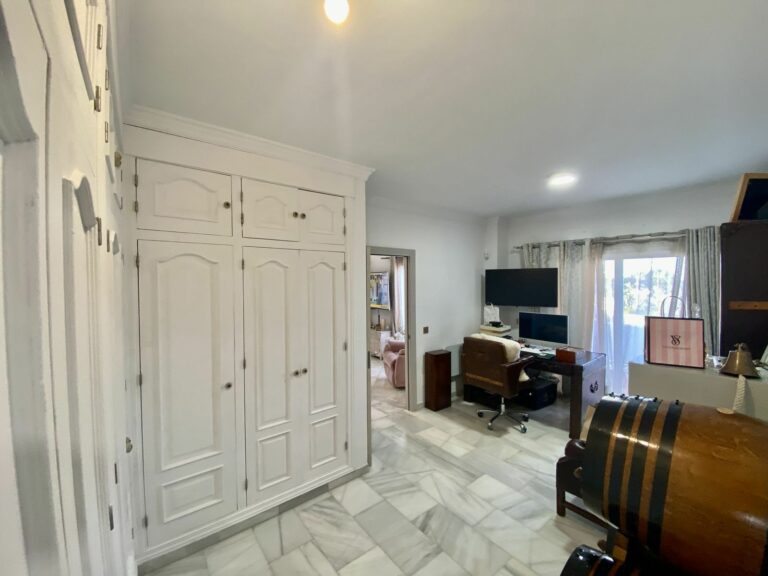 eae2d064a5443deb7b2f780db8fe207e - 4