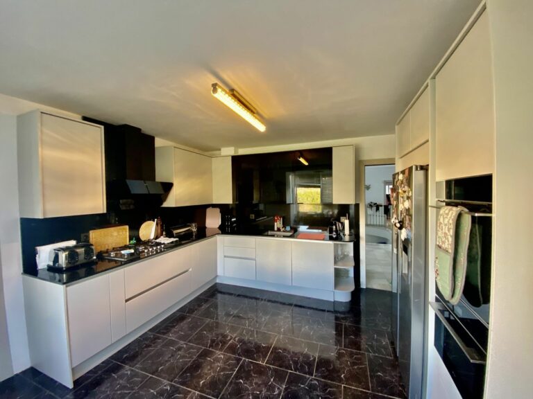 eae2d064a5443deb7b2f780db8fe207e - 5