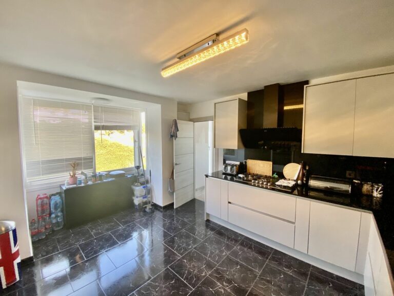 eae2d064a5443deb7b2f780db8fe207e - 6