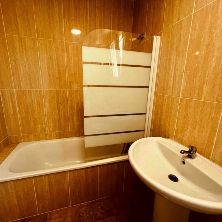 eb33e7c013f7dc2cafb1737298cf1a06 - 16