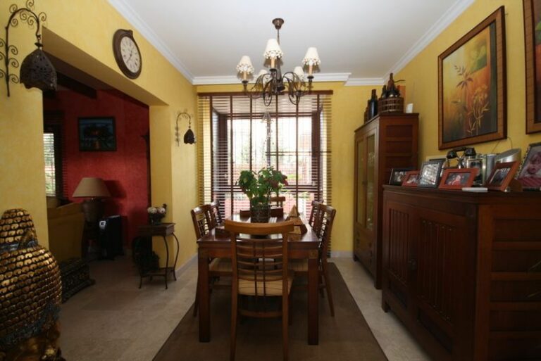 eccc175d4e3841be3747a74891166fe6 - 11